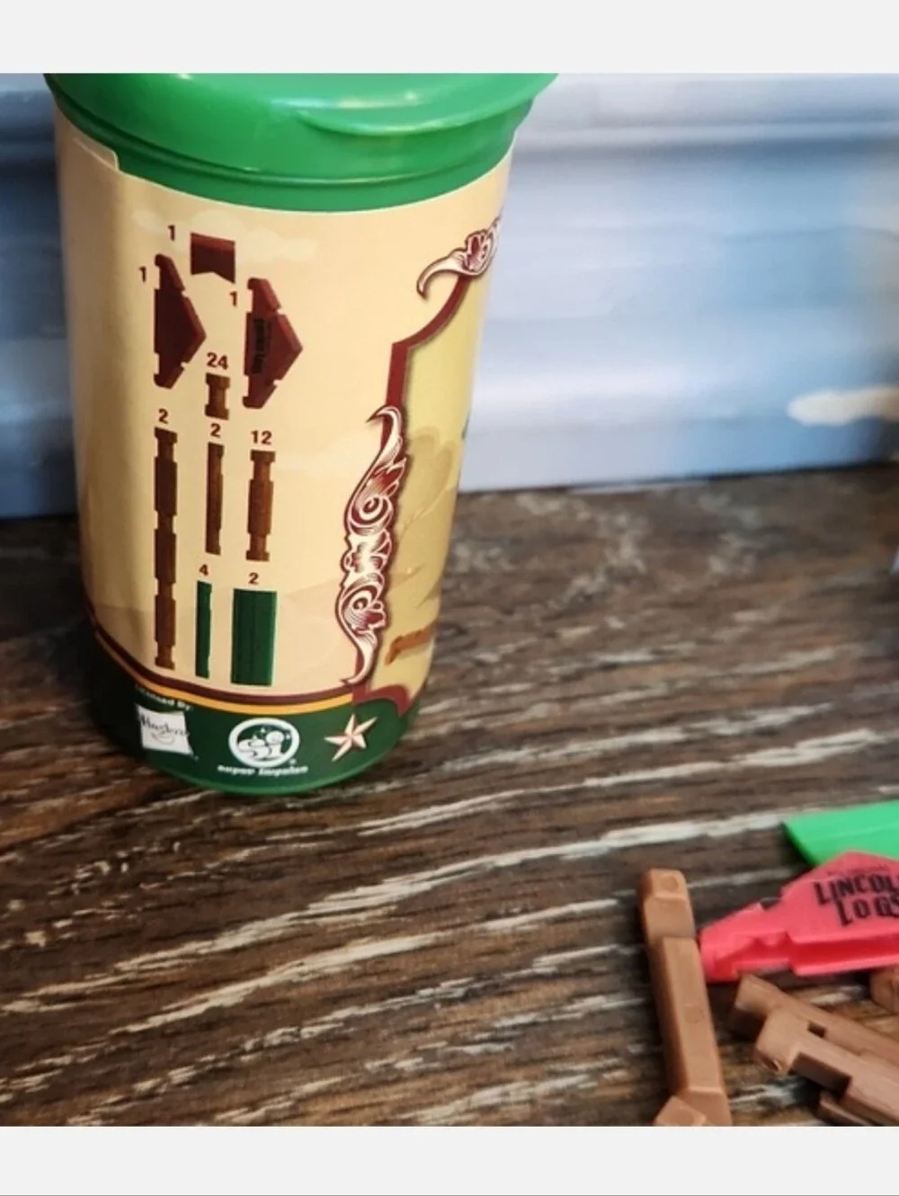 Mini Lincoln Logs Cabin Toy Brown Red Green